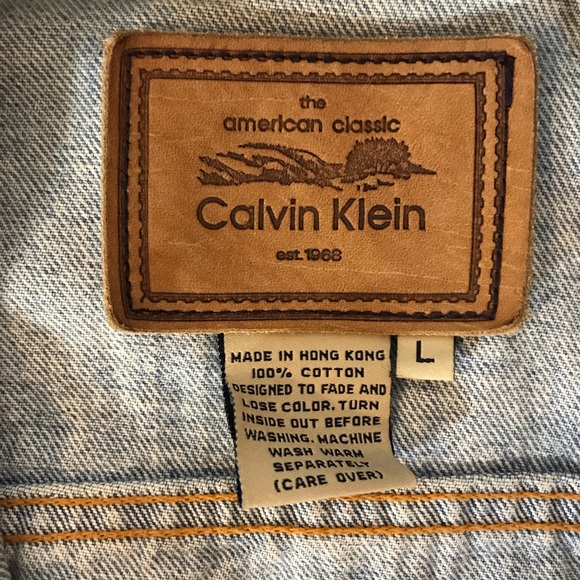 Calvin Klein Men's Light wash Trucker Denim Jacket Never worn like New! - Picture 6 of 10